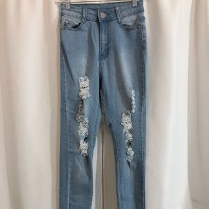 Ripped light blue skinny jeans!